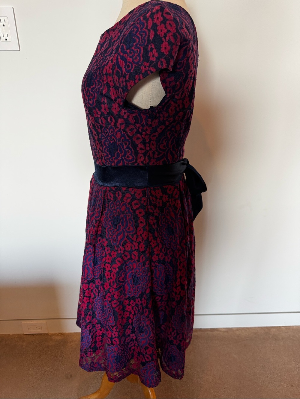 Miusol Red and Navy Lace-Pattern Fit & Flare Midi Dress with Black Sash